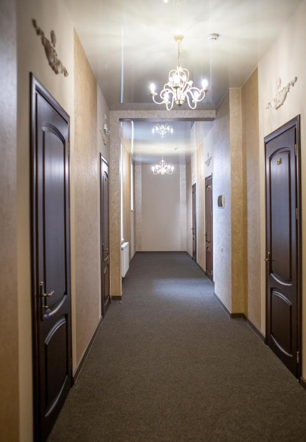 Legrand Hotel Stryi Bagian luar foto